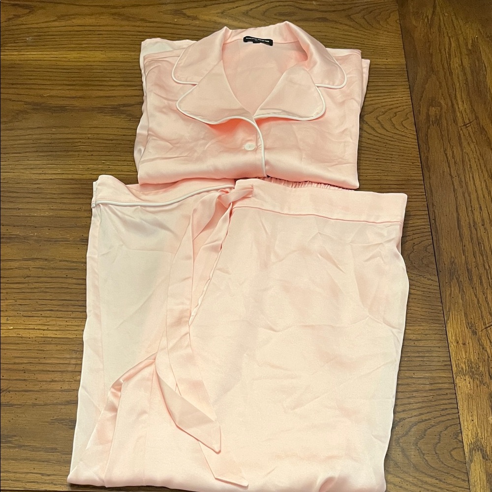Nadine Merabi light pink silk blend pajamas, size extra large